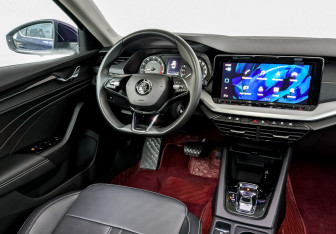 Подержанный автомобиль Skoda Octavia Liftback 2021 года (27 фото)