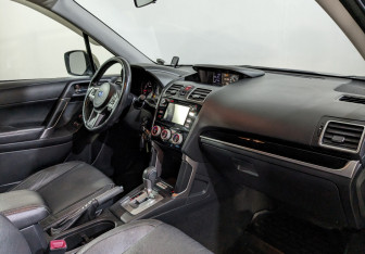 Подержанный автомобиль Subaru Forester Suv 2016 года (17 фото)