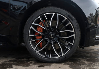 Подержанный автомобиль Zeekr 001 2023 года (23 фото)