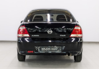 Подержанный автомобиль Nissan Almera Classic 2012 года (6 фото)