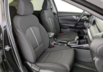 Подержанный автомобиль Kia Cerato Sedan 2019 года (23 фото)