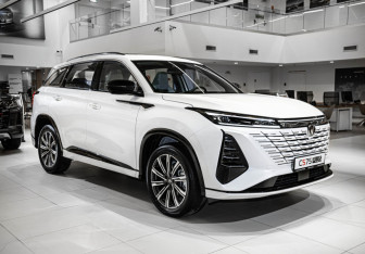 Новый Changan CS75PLUS 2024 (4 фото)