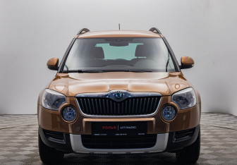 Подержанный автомобиль Skoda Yeti 2012 года (8 фото)