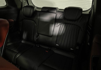 Подержанный автомобиль GAC M8 2024 года (25 фото)