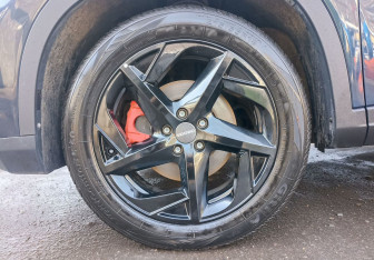 Подержанный автомобиль Omoda C5 2023 года (9 фото)