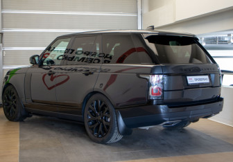 Подержанный автомобиль Land Rover Range Rover 2019 года (6 фото)