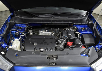 Подержанный автомобиль Mitsubishi ASX 2014 года (7 фото)