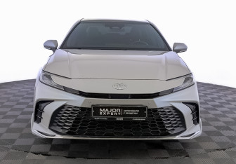 Подержанный автомобиль Toyota Camry Sedan 2024 года (2 фото)
