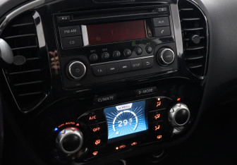 Подержанный автомобиль Nissan Juke 2013 года (11 фото)