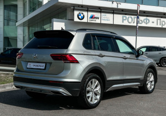 Подержанный автомобиль Volkswagen Tiguan 2019 года (5 фото)