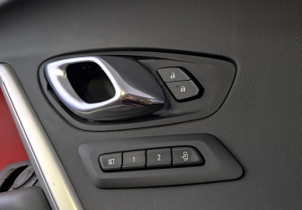 Подержанный автомобиль Chevrolet Camaro Coupe 2019 года (29 фото)