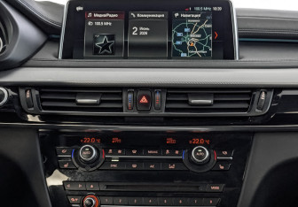Подержанный автомобиль BMW X6 2019 года (17 фото)