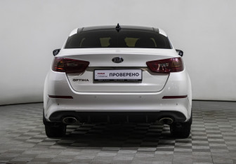 Подержанный автомобиль Kia Optima Sedan 2013 года (6 фото)