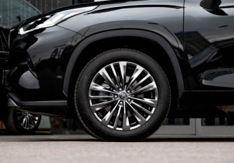 Новый Toyota Highlander 2026 (10 фото)
