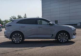 Подержанный автомобиль Changan UNI-K 2024 года (4 фото)