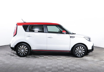 Подержанный автомобиль Kia Soul 2016 года (4 фото)