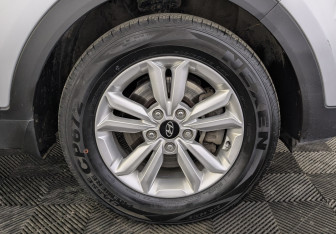 Подержанный автомобиль Hyundai Creta 2019 года (12 фото)