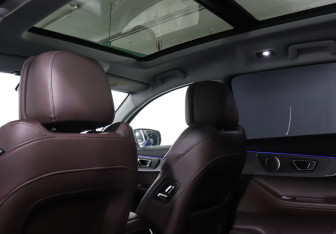 Подержанный автомобиль Chery Tiggo 8 Pro Max 2023 года (20 фото)