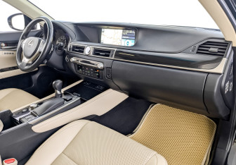Подержанный автомобиль Lexus GS 2014 года (11 фото)