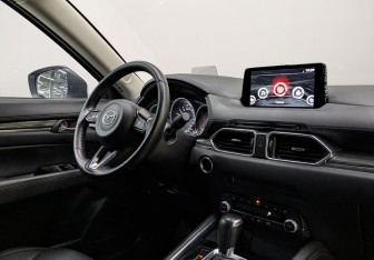 Подержанный автомобиль Mazda CX-5 2022 года (8 фото)