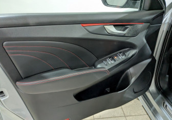 Подержанный автомобиль Kaiyi E5 2023 года (20 фото)