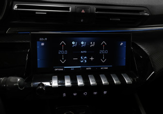 Подержанный автомобиль Peugeot 508 Wagon 2019 года (19 фото)