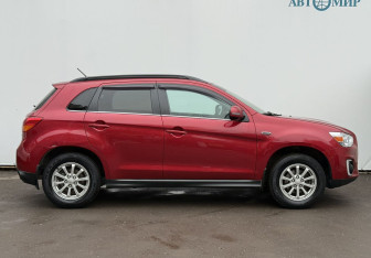 Подержанный автомобиль Mitsubishi ASX 2014 года (4 фото)