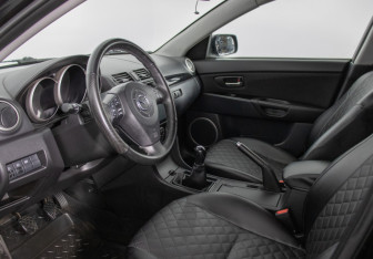 Подержанный автомобиль Mazda 3 Sedan 2008 года (10 фото)