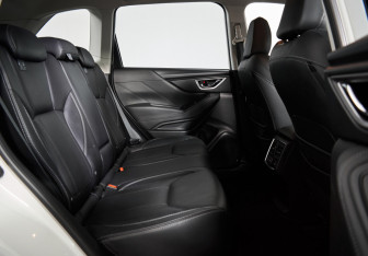 Подержанный автомобиль Subaru Forester Suv 2020 года (11 фото)