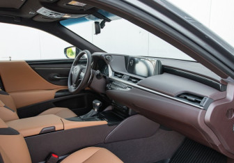 Новый Lexus ES 2025 (13 фото)