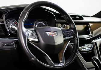 Подержанный автомобиль Cadillac XT6 2020 года (19 фото)