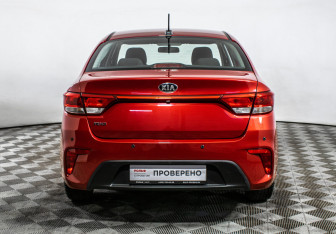 Подержанный автомобиль Kia Rio Sedan 2020 года (6 фото)