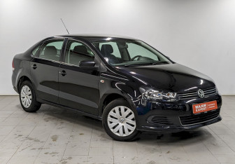 Подержанный автомобиль Volkswagen Polo Sedan 2011 года (3 фото)