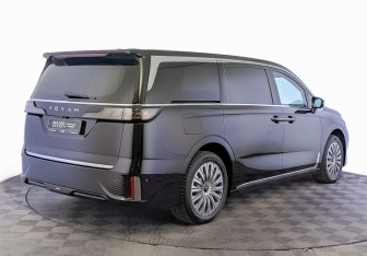 Подержанный автомобиль Voyah Dream 2023 года (5 фото)