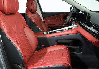 Подержанный автомобиль Exeed RX 2023 года (16 фото)