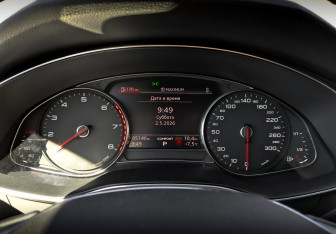 Подержанный автомобиль Audi A6 Sedan 2020 года (13 фото)