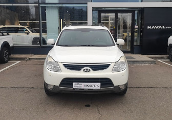 Подержанный автомобиль Hyundai ix55 2010 года (2 фото)