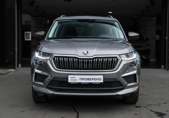 Подержанный автомобиль Skoda Kodiaq 2022 года (2 фото)