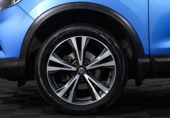 Подержанный автомобиль Nissan Qashqai 2020 года (25 фото)