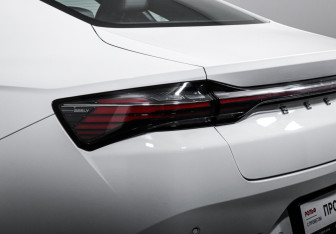 Подержанный автомобиль Geely Preface 2024 года (16 фото)