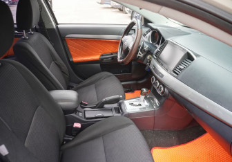 Подержанный автомобиль Mitsubishi Lancer Sedan 2008 года (11 фото)