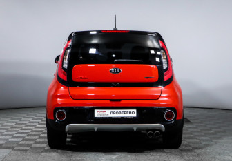 Подержанный автомобиль Kia Soul 2016 года (6 фото)