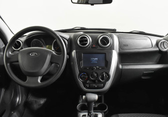 Подержанный автомобиль LADA (ВАЗ) Granta Sedan 2013 года (10 фото)