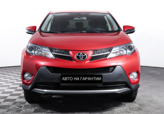 Подержанный автомобиль Toyota RAV4 2013 года (2 фото)