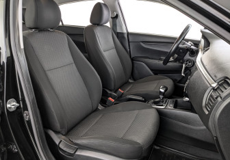 Подержанный автомобиль Kia Rio Hatchback 2021 года (22 фото)