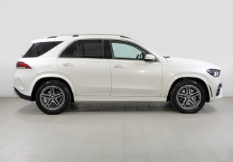 Подержанный автомобиль Mercedes-Benz GLE 2019 года (4 фото)