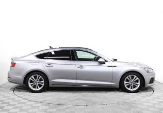 Подержанный автомобиль Audi A5 Liftback 2017 года (4 фото)