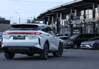 Подержанный автомобиль Exeed RX 2023 года (38 фото)