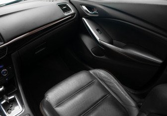 Подержанный автомобиль Mazda 6 Sedan 2013 года (25 фото)