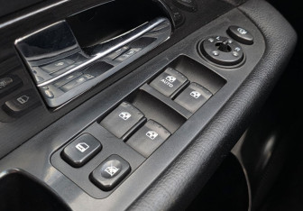 Подержанный автомобиль SsangYong Rexton 2008 года (15 фото)